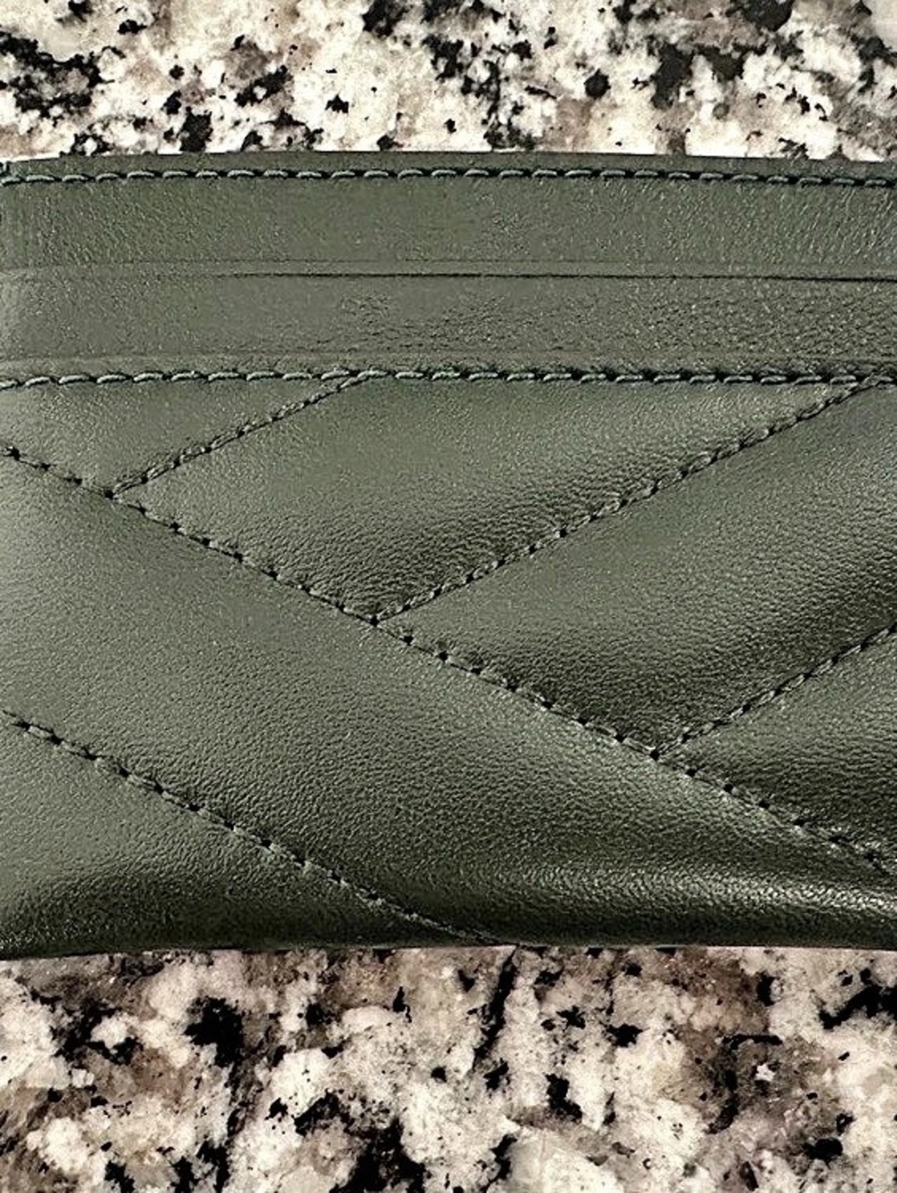 Tory Burch Kira Chevron Forest Green Quilted Leather Card Case Wallet - Picture 4 of 7